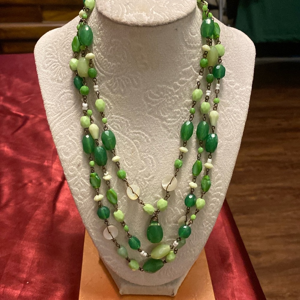 Vintage VJ necklace